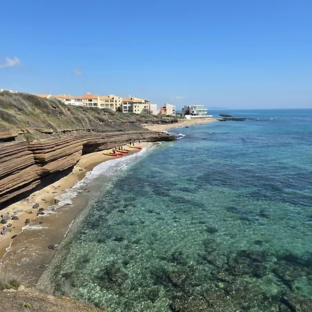 Apparte Front De Mer Avec Jacuzzi 아파트 아그