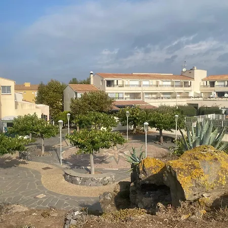 Apparte Front De Mer Avec Jacuzzi 아파트 아그